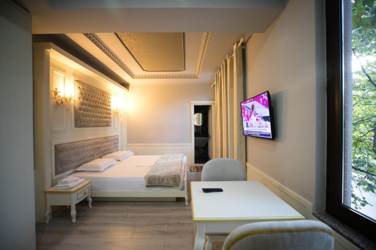 Hotel Lotus Tirana Esterno foto